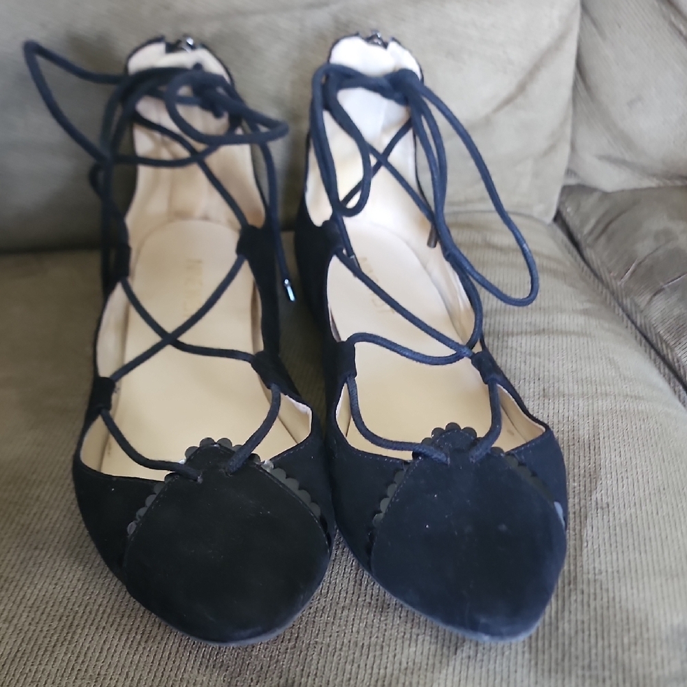 Nine West Black Lace-Up Flats